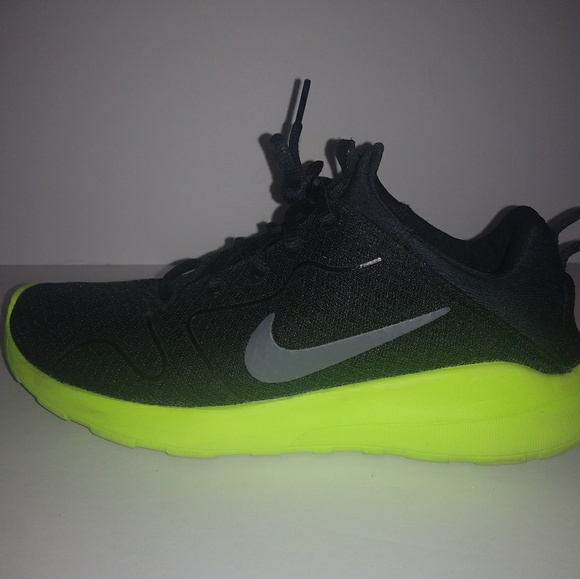 Nike Other - Nike Kaishi GS Size 6Y  844676-004